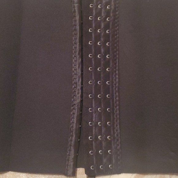 Waist Trainer - Picture 2 of 3